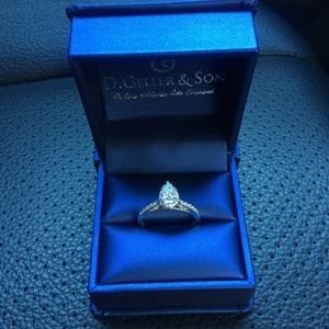 BRAND NEW! 18K White Gold Tacori Engagement Ring